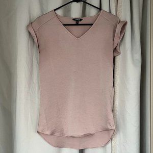 Brand: Express, Size:XS, Style: Short Sleeve V Neck Top Color: Light Pink/Mauve